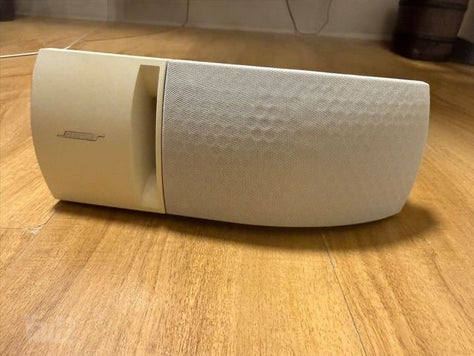 Bose 161 bookshelf speakers