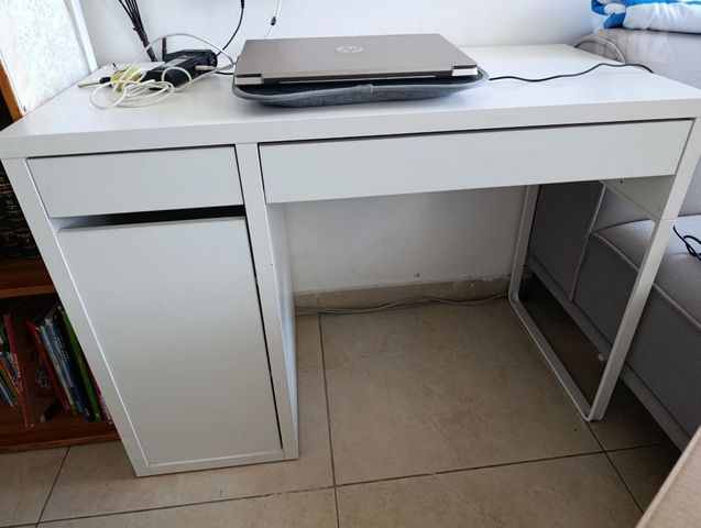שולחן כתיבה