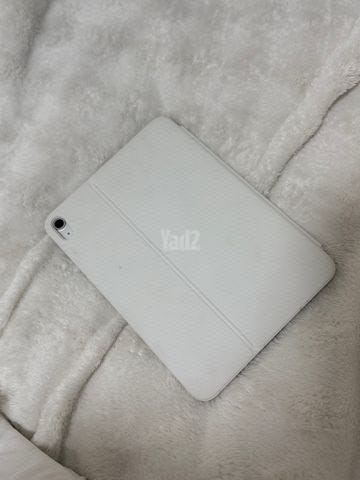 דור 10 IPad+עט + מקלדת