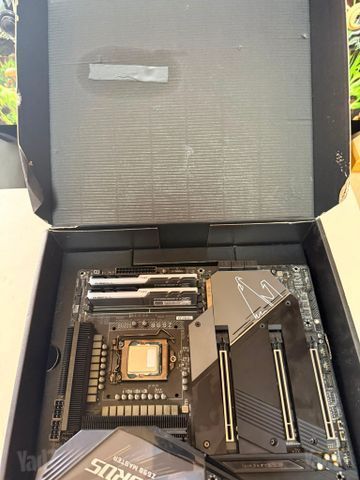 i9-11900K+Z590+64GB