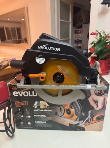 מסור עגול Evolution