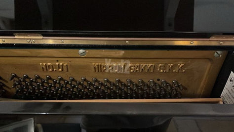 פסנתר YAMAHA U1