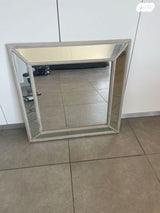 מראה מעוצבת