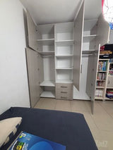 ארון בגדים