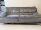 ספה תלת מושבית