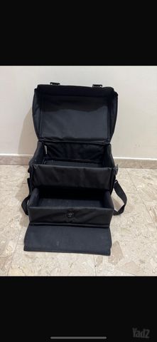 מזוודת איפור