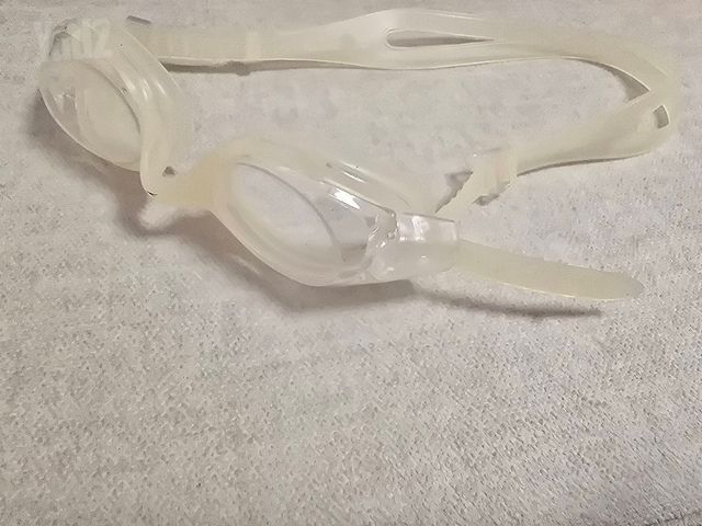 משקפי שחייה Speedo