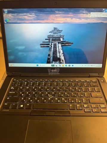 מסך מגע Dell i7 24GB 1TB