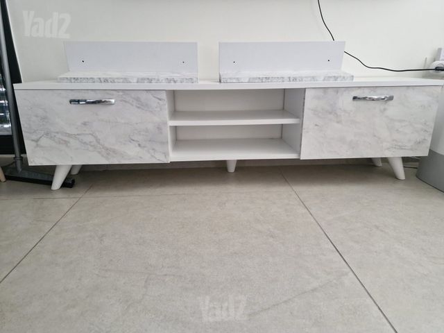 מזנון סלון - למסירה