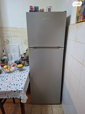 מקרר חדש