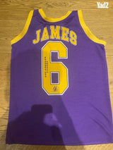 סט של גופיה מכנס וגרבי nba