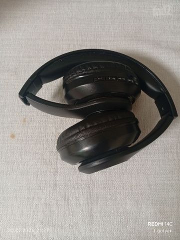 אוזניות קשת