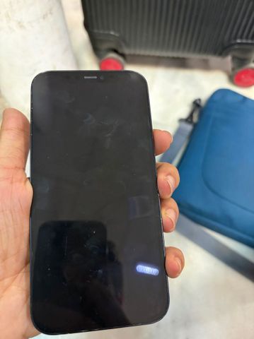 אייפון 12 IPhone