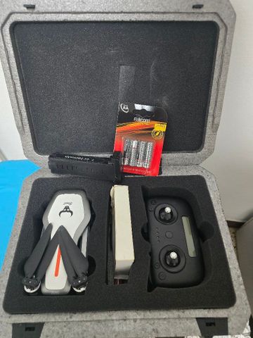 רחפן beast