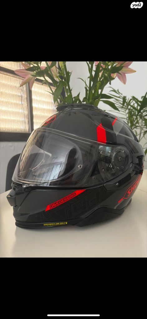קסדה SHOEI
