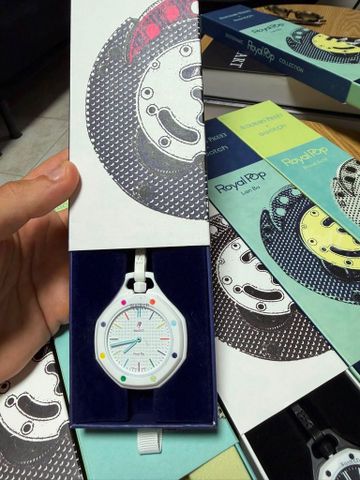 שעוני ap x swatch