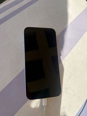 אייפון 14 256gb לבן