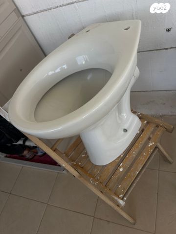 אסלה