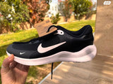 נעלי NIKE