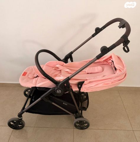 עגלת תינוק