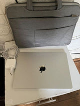 מחשב נייד אפל macbook