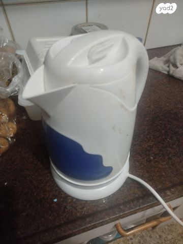 קומקום חשמלי
