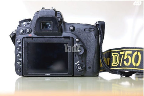 ניקון D750