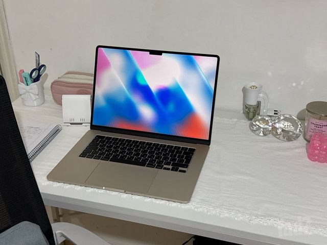MacBook air m5 15'