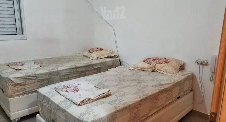 2 מיטות