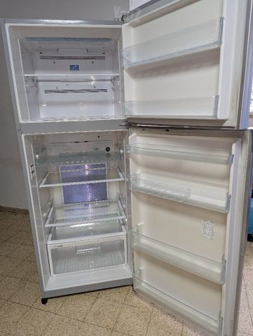 HITACHI מקרר
