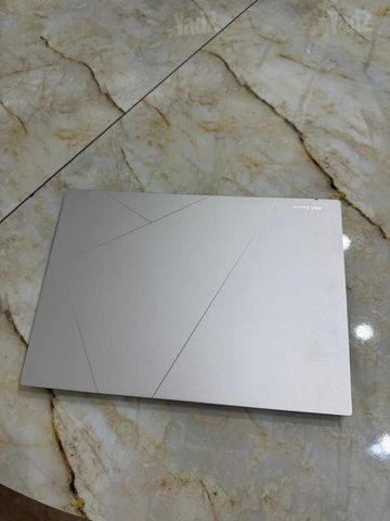 ASUS Zenbook 14 חדש