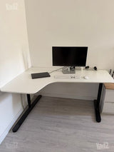שולחן פינתי IKEA BEKANT