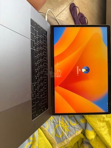 MacBook pro 512 i7