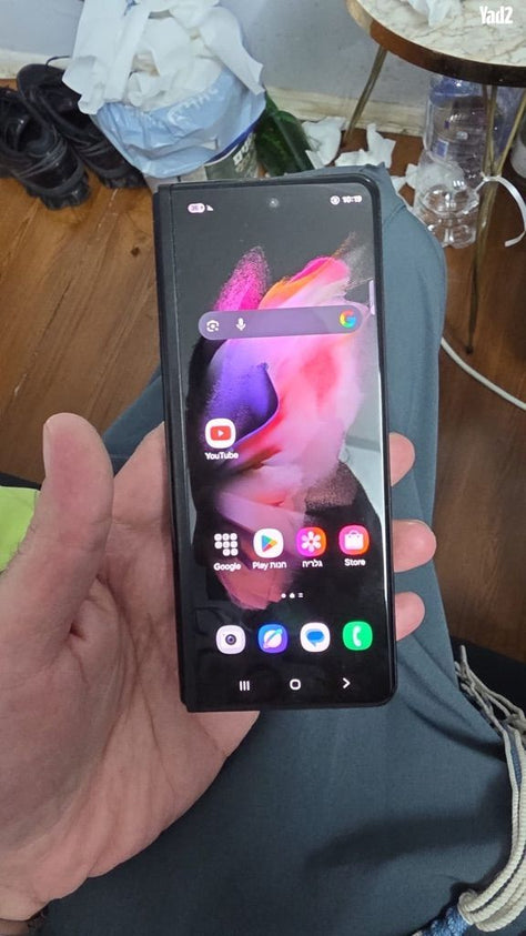 Samsung Galaxy Z fold 3