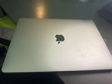 Macbook m1 2020 כמו חדש