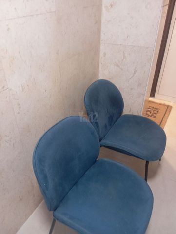 כסאות שלחן