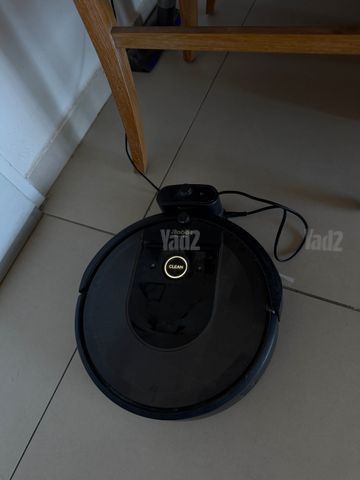 iRobot Roomba i7