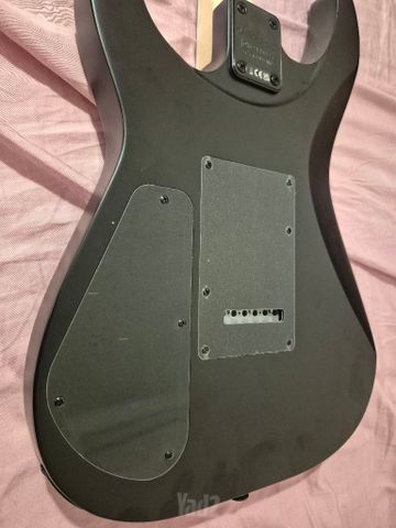 Jackson JS22 + Mustang LT40S