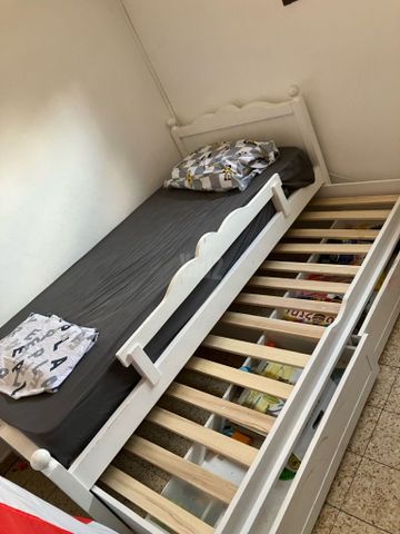 מיטת נוער