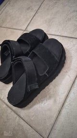 UGG