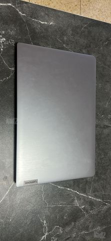 מחשב נייד LENOVO