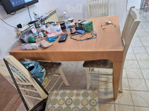 שולחן אוכל