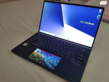Zenbook עם שני מסכים