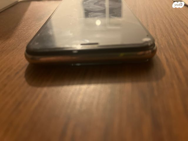 אייפון 10