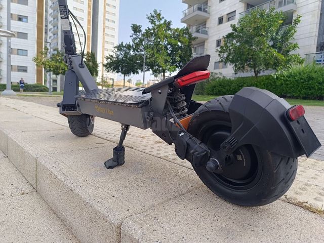קורקינט חשמלי ריידר איקס רייס