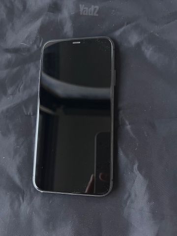 אייפון 11 שחור  - iPhone 11