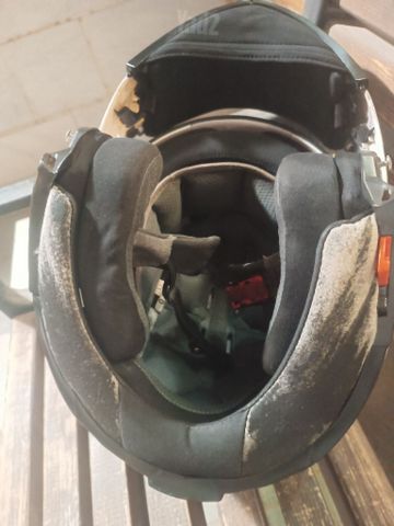 קסדה נפתחת