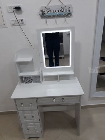 שידת איפור