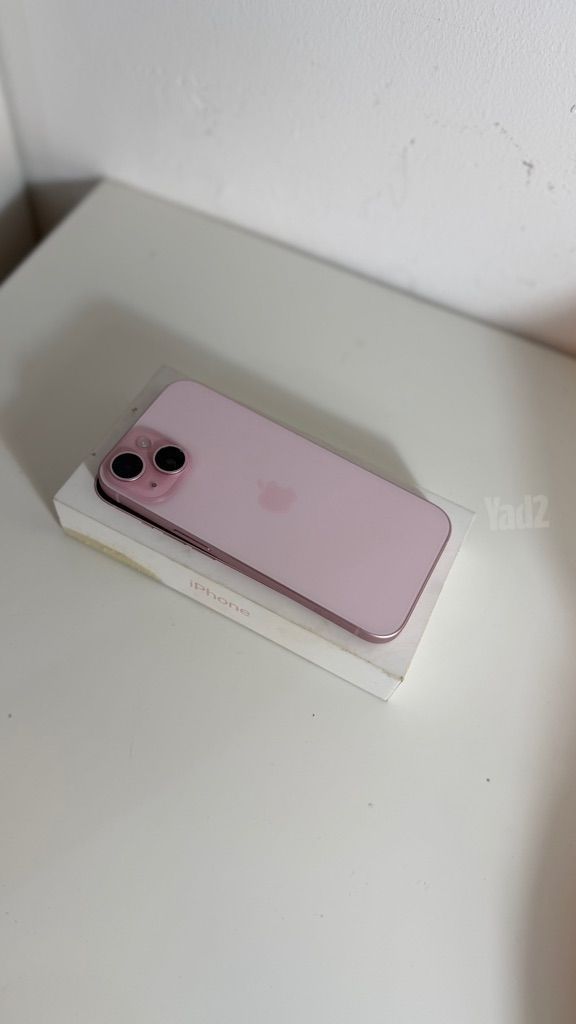 אייפון 15 ורוד iphone15