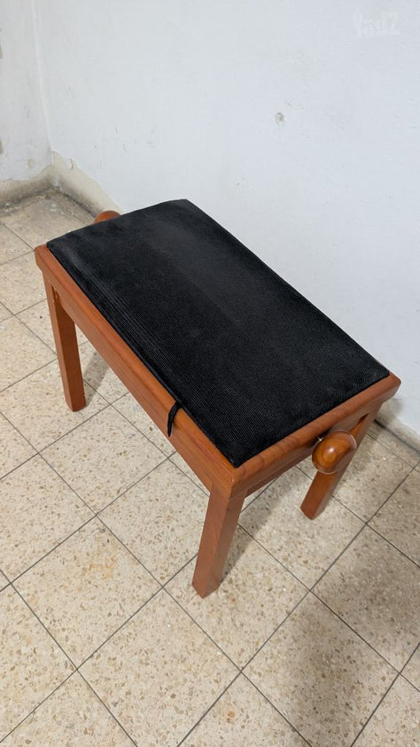 כסא פסנתר